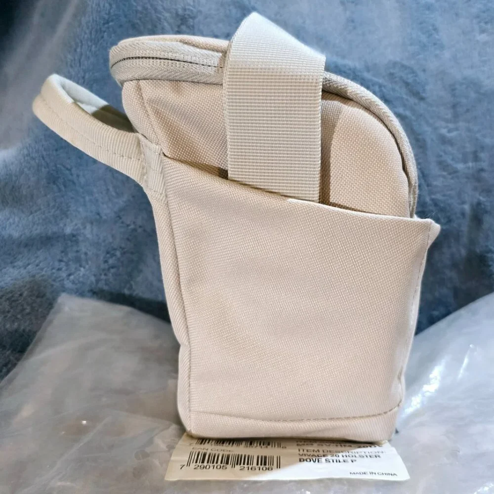 COMING SOON The Manfrotto ITALIAN MB SV-HM-20DV Vivace 20 Holster Camera Bag Dov